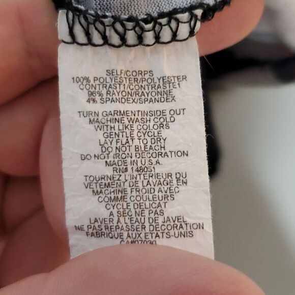 EDISTA Medium Black Long Sleeve Shirt - Picture 7 of 7